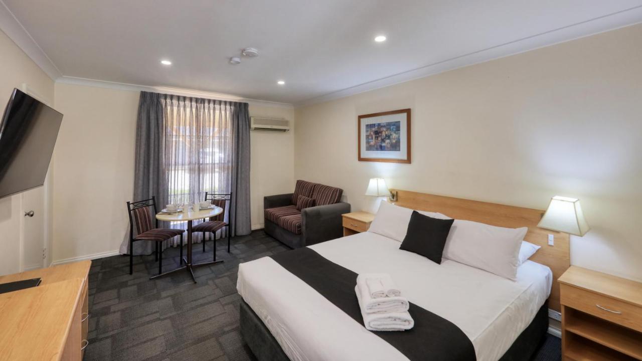 Bushman'S Motor Inn Parkes Εξωτερικό φωτογραφία