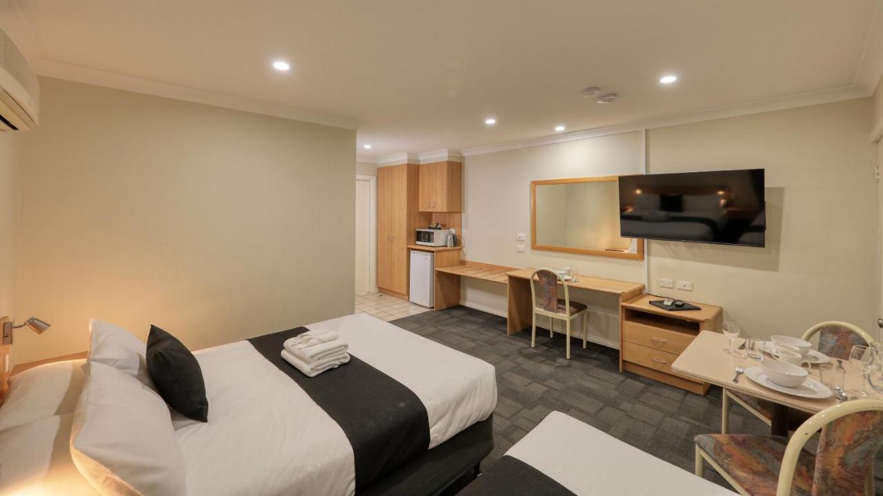 Bushman'S Motor Inn Parkes Εξωτερικό φωτογραφία