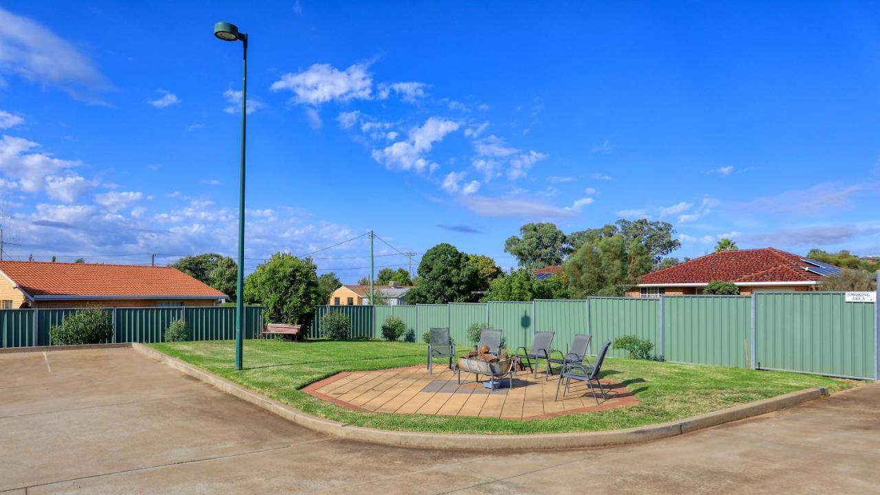 Bushman'S Motor Inn Parkes Εξωτερικό φωτογραφία