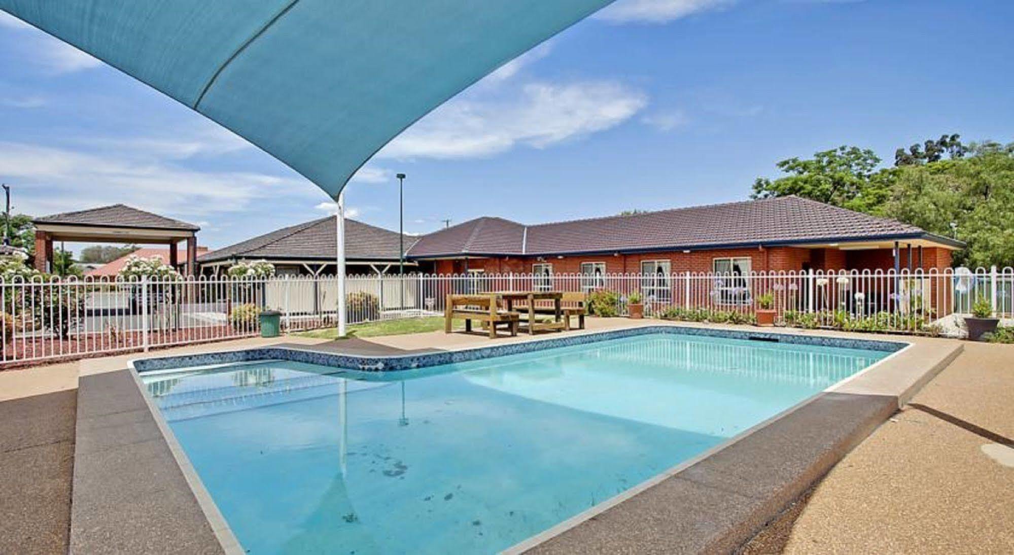 Bushman'S Motor Inn Parkes Εξωτερικό φωτογραφία
