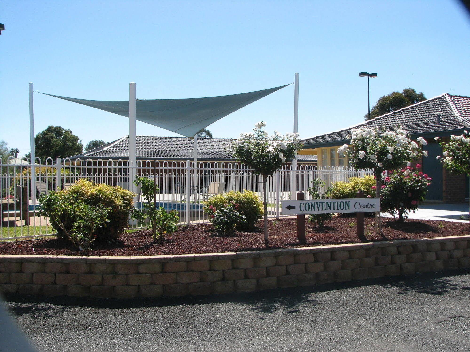 Bushman'S Motor Inn Parkes Εξωτερικό φωτογραφία